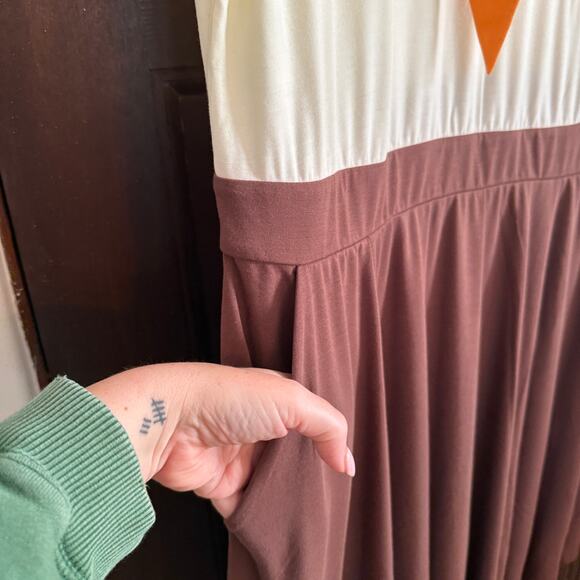 DISNEY x TORRID | Pixar Up Russel Wilderness Explorer Retro Style Dress | 2X - Picture 6 of 9